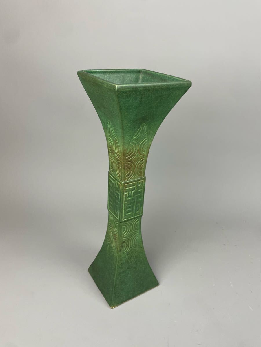 旧家蔵出し アンティーク 朝鮮美術 中国美術 時代物 花入 花瓶 高さ約28cm 花器 唐物 古美術 置物 陶器 緑拍卖