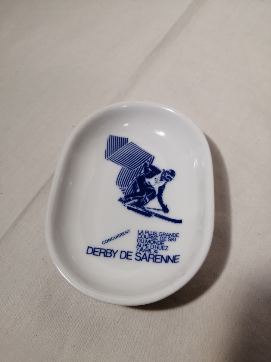 グルノーブル オリンピック 記念灰皿 1974年 ドイツ BAVARIA GERMANY 冬季オリンピック バイエルン 陶器 灰皿 記念品 20P93c1拍卖