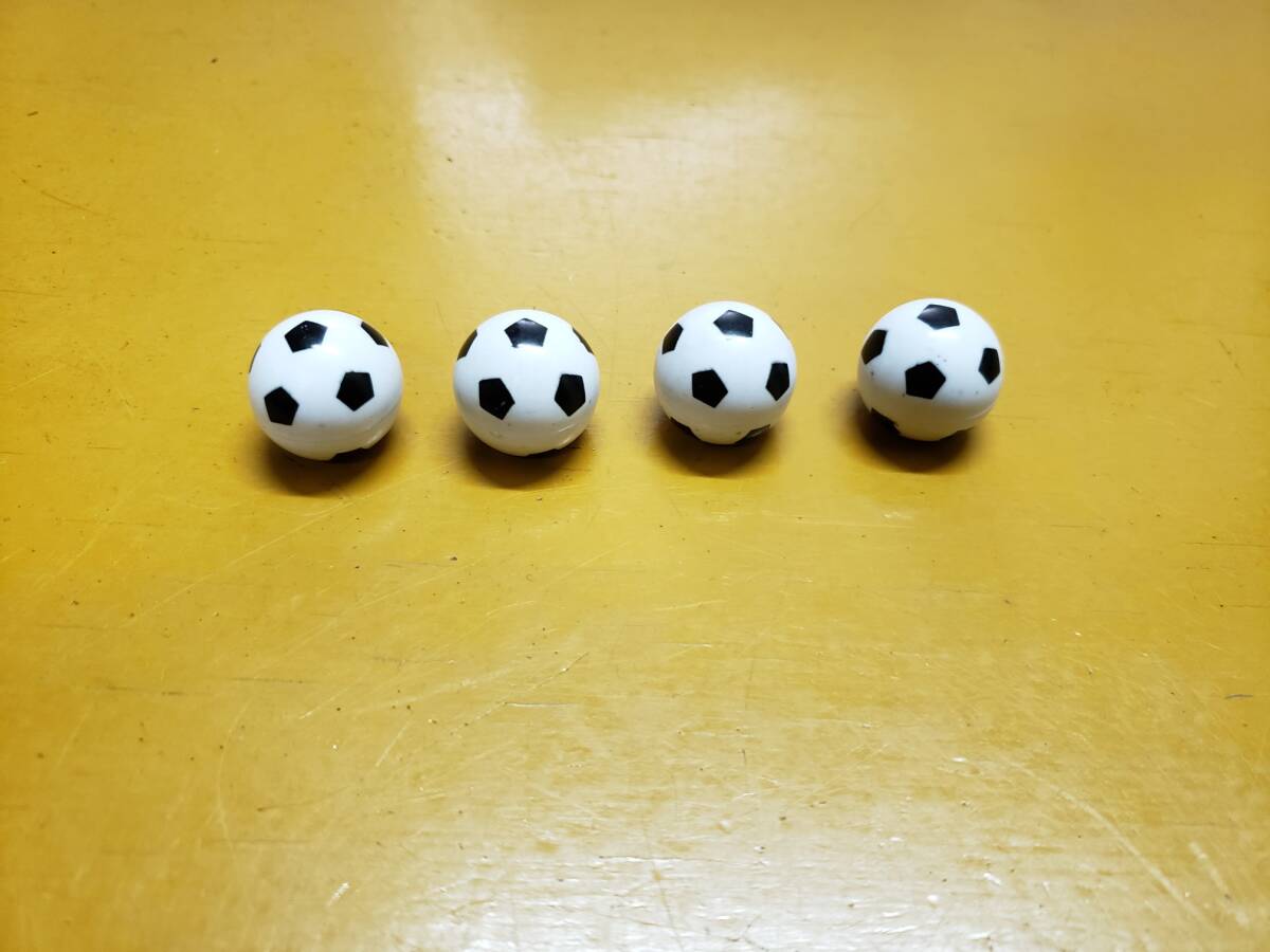 即決 サッカーボール 自動車ホイル用エアバルブキャップ 4個セット エアーバルブキャップ拍卖