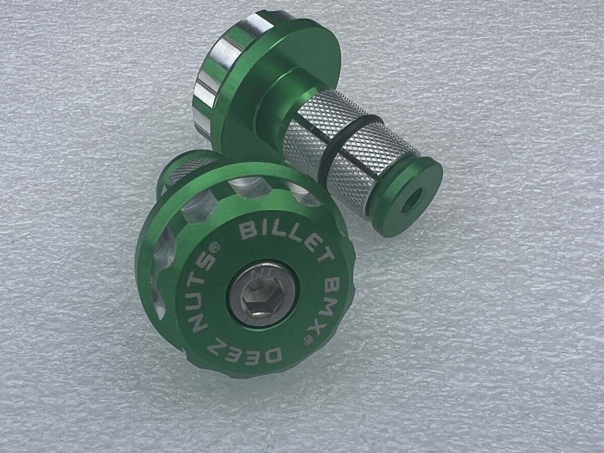 USA Billet BMX DeezNuts 12Point Billetハンドルバーエンド 左右 緑 USDM BMX MTB GT KUWAHARA CustomBMX 国内在庫 即納拍卖