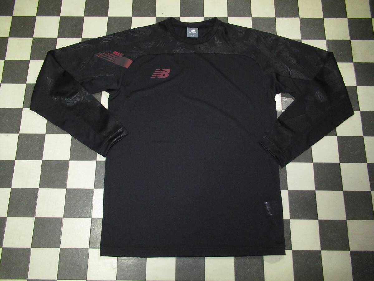 ★ニューバランス★新品同様 M プラクティスシャツ長袖 Black Out Collection ロングスリーブシャツ ブラック ストレッチ拍卖