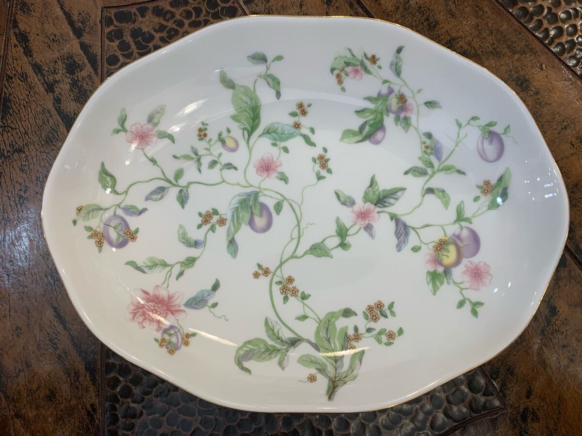 N03-50★ WEDGWOOD ウェッジウッド SWEET PLUM フルーツ皿 盛り皿 サイズ25.5×19.5×高さ3.8(㎝)拍卖