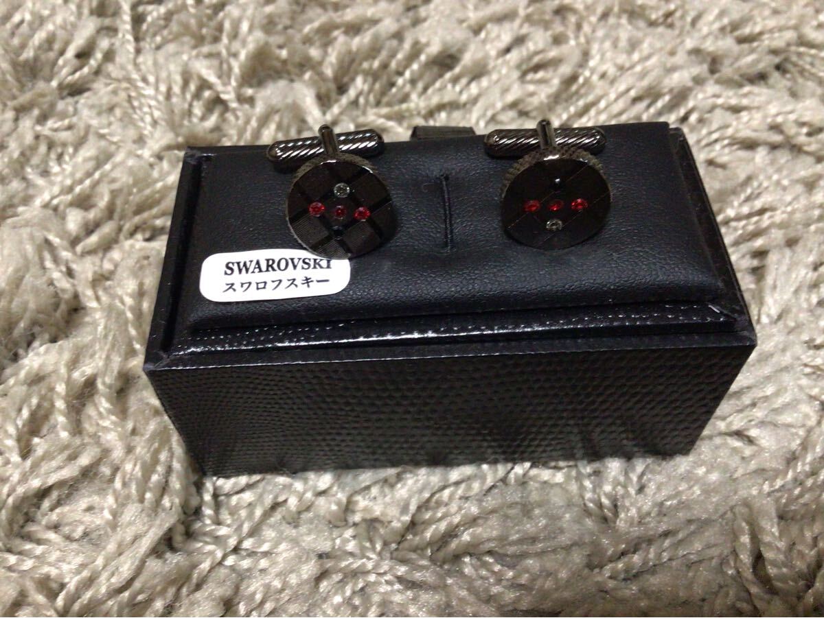 スワロフスキー SWAROVSKI カフスボタン 2~3度使用品 アクセサリー拍卖