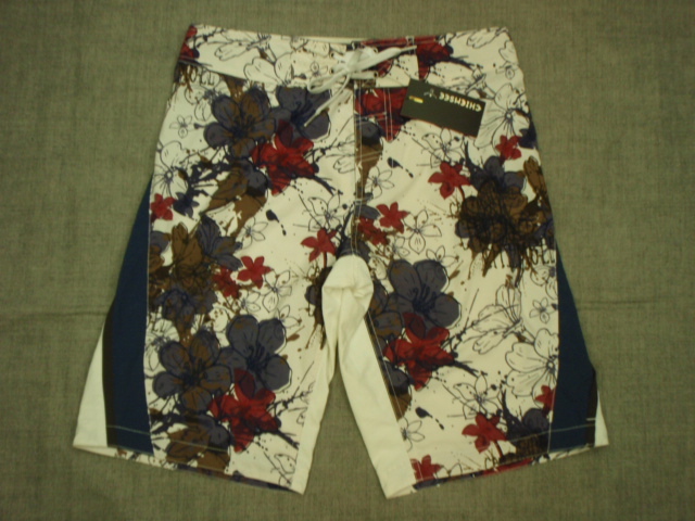 新品CHIEMSEE(キムジー)メンズボードショーツPHILPOS AOP 10040(S)拍卖