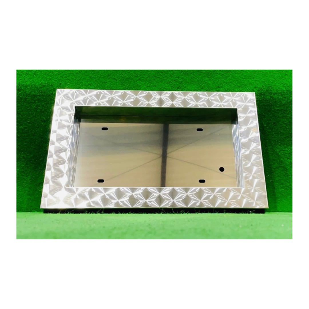 UND2 ウロコ大型ナンバー枠 ステンレス ウロコ オリジナル ナンバー枠 デコトラ ウロコステンレス LED 目立つ かっこいい拍卖