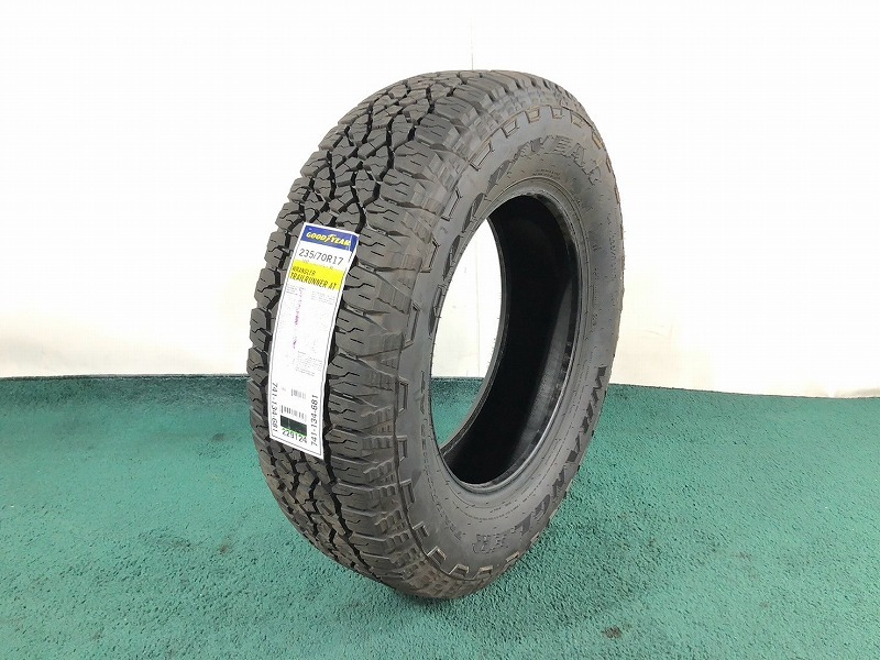 【米軍放出品】未使用品 タイヤ 1本 GOODYEAR/グッドイヤー 235/70R17 ラングラー トレイルランナー (180) ☆BC24PK-W#25拍卖