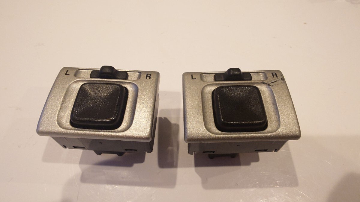 HE21SアルトラパンSS純正ミラースイッチ 2個セット拍卖
