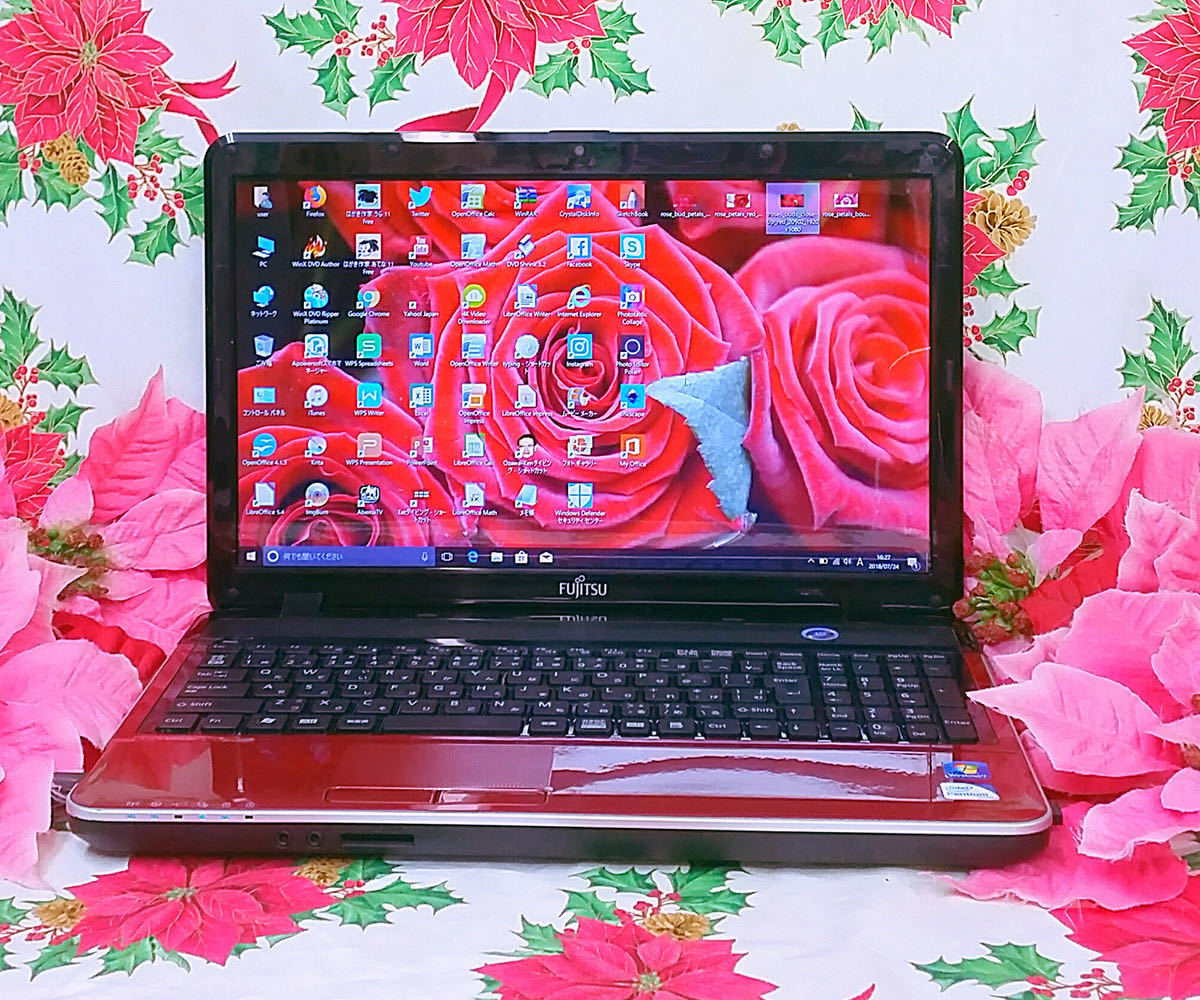 極上品/高年式/大人気/富士通レッド色/カメラ/SSD256GB/USB3.0/高速4GBメモリ新型Windows11/DVD焼き/オフィス/ソフト多数拍卖