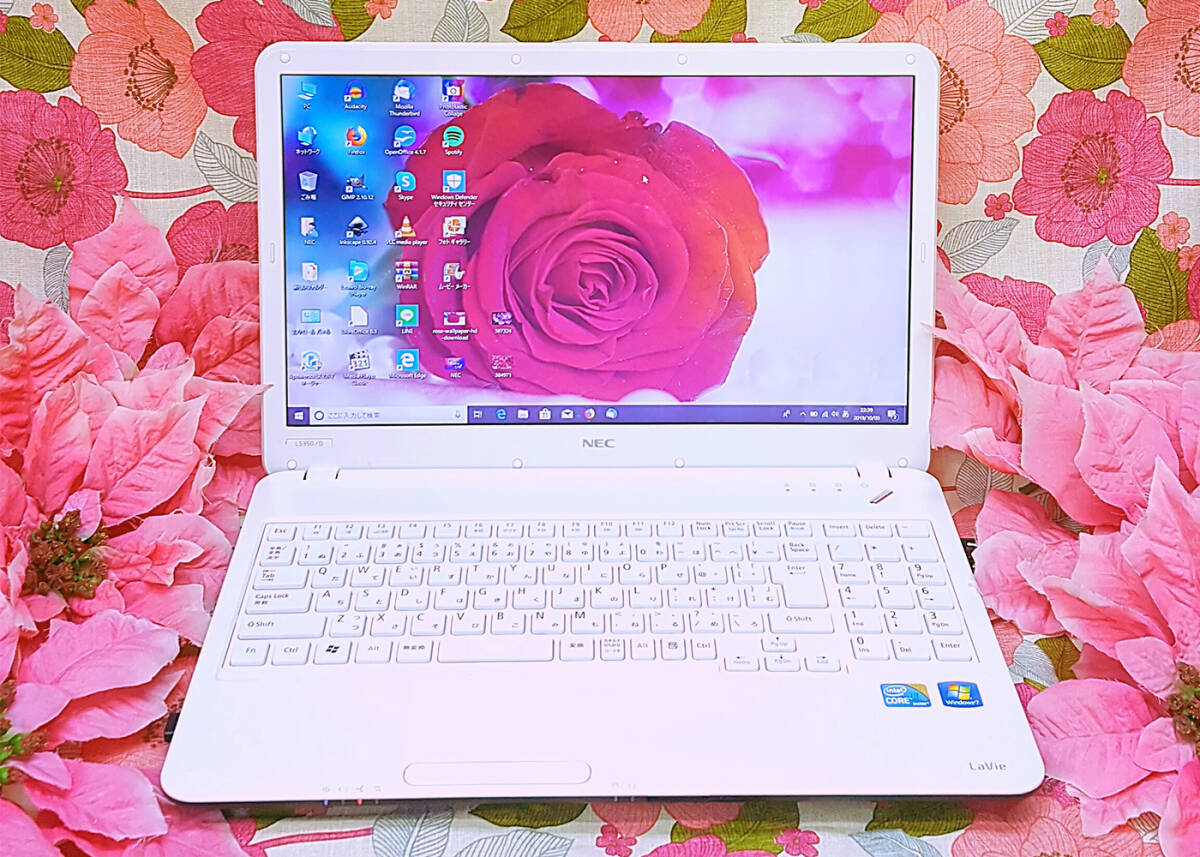 新型Window11搭載/極上品/超美品/ホワイト色のNEC Lavie/超高速SSD256GB/高速4GBメモリ/ソフト多数//DVD焼き/オフィス拍卖