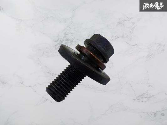 【ストア出品】 NISSAN 日産 純正 ハコスカ ケンメリ L型 L20 エンジン 部品 ボルト 1個 単体 サイズは画像にて 即納 在庫有 棚拍卖