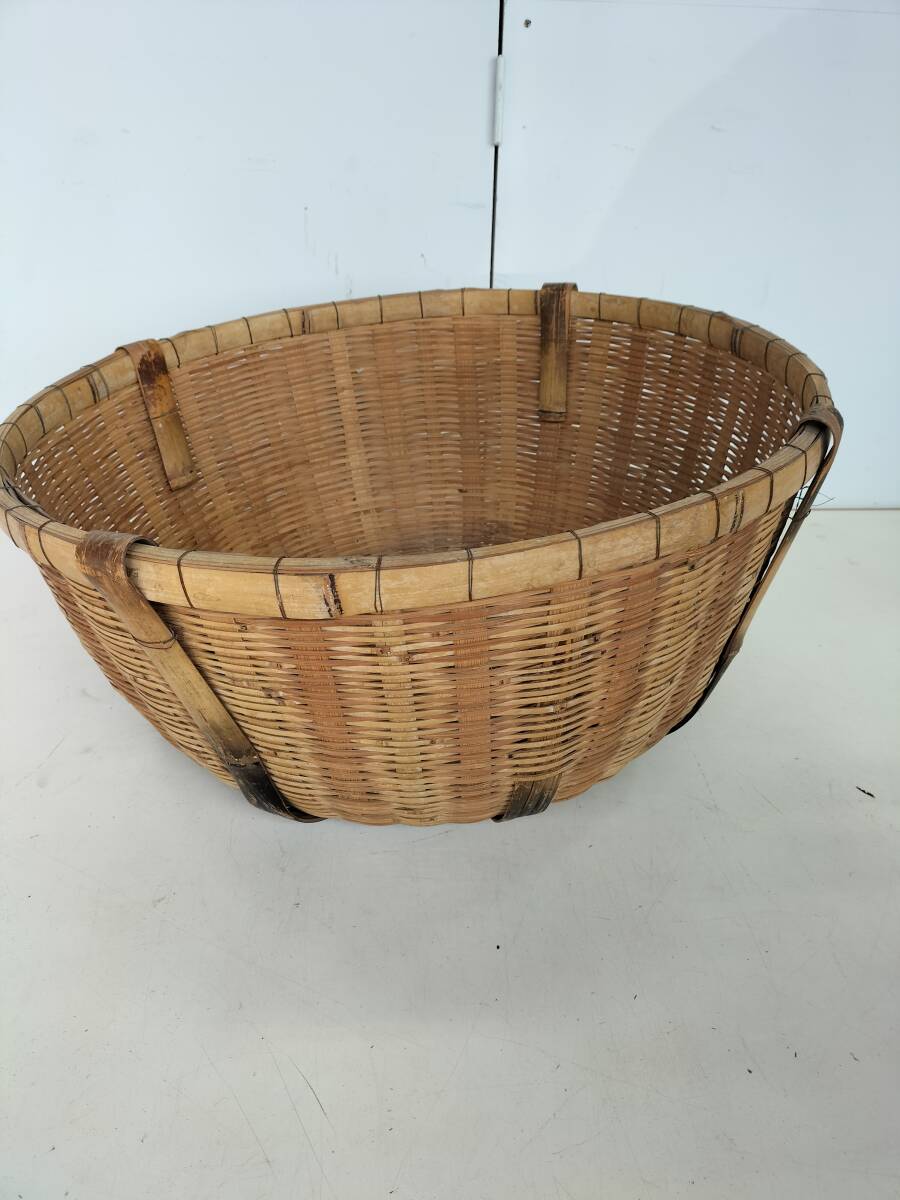 コレクター様必見!古道具 古民家 旧家屋 明治 大正 昭和レトロ 籐製 籐編み ラタンカゴ 籠 大きい籠拍卖