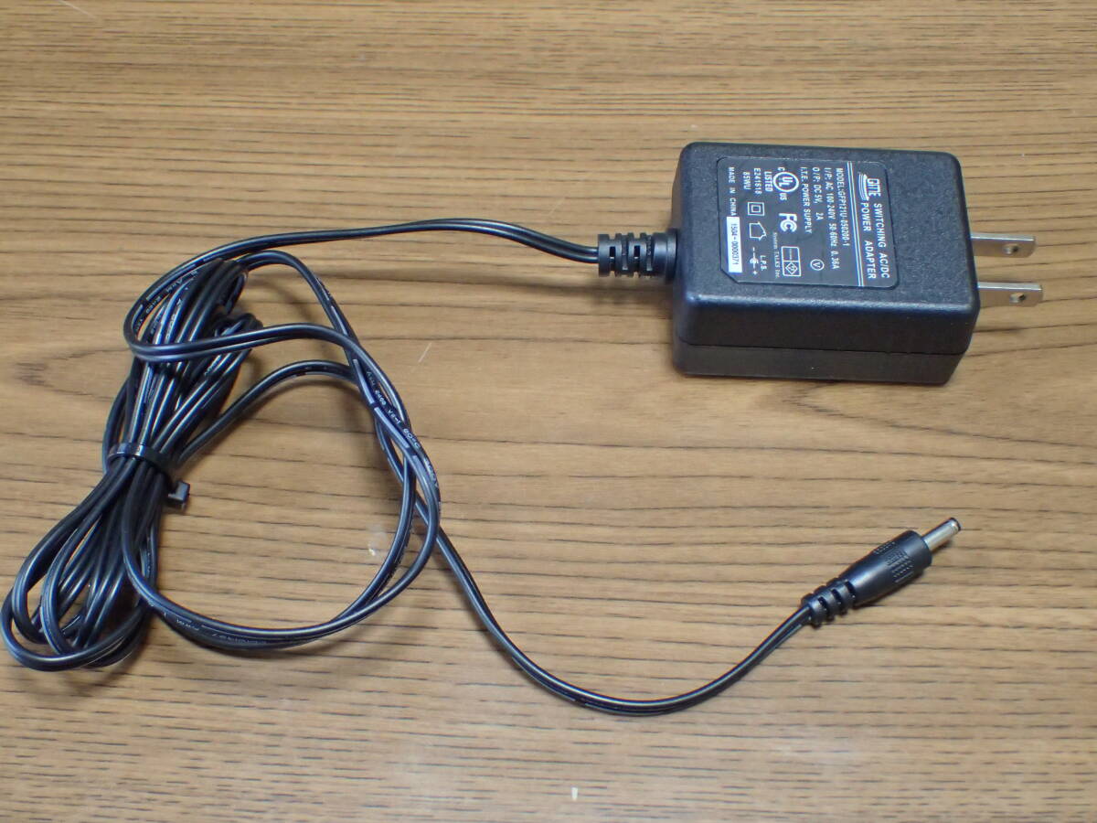 【中古】ACアダプター GFP GFP121U-050200-1 5V2A 3.5*1.3拍卖