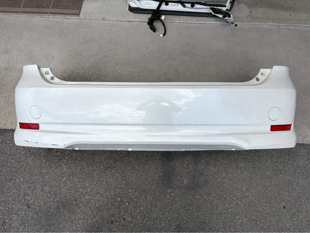130【トヨタ:エスティマ】リアバンパー ACR50 070 パール ※小傷、取付部破損有※西濃運輸発送着払い※個人宅配送不可営業所止め拍卖
