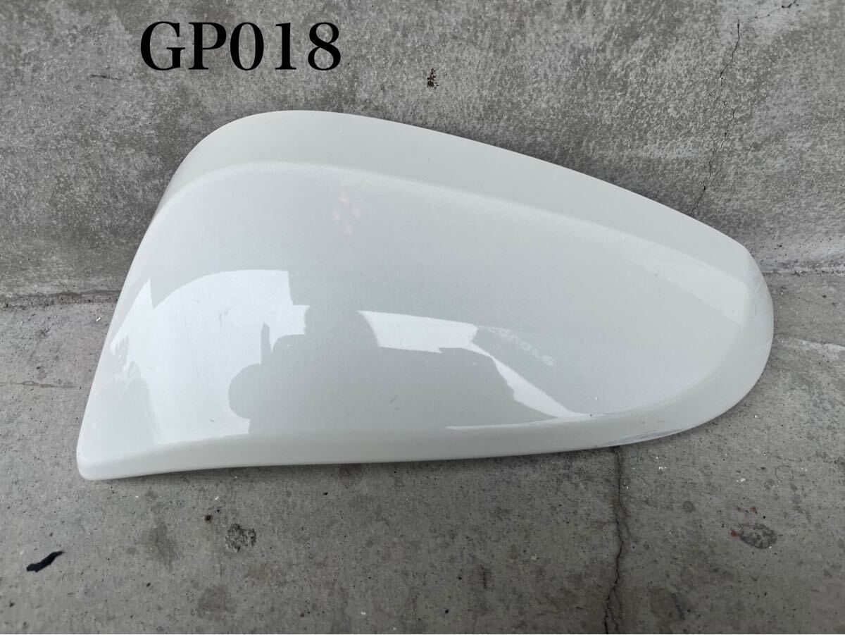 018【トヨタ:80ハリアー】左ミラーカバー ※佐川急便着払い発送拍卖