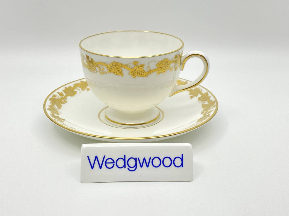 WEDGWOOD ウェッジウッド WHITEHALL White+Gold Tea Cup & Saucer ホワイトホール ホワイト+ゴールド ティーカップ&ソーサー W4001 *L495拍卖