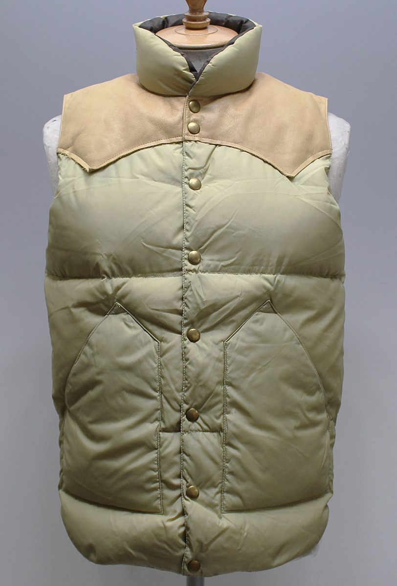 Rocky Mountain (ロッキーマウンテン フェザーベッド) クリスティベスト #450-432-90 ベージュ size 38 / ダウンベスト拍卖