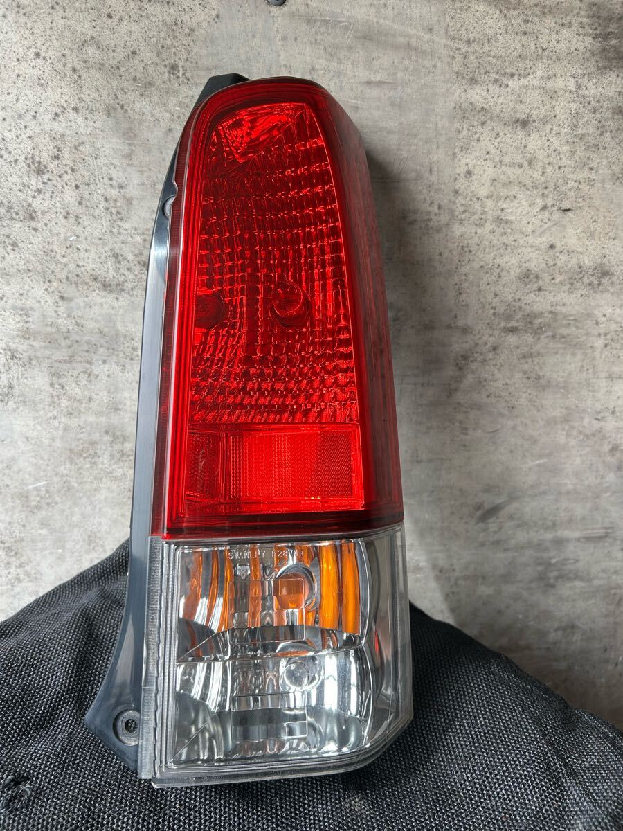 送料無料 MC22S ワゴンR テールライト STANLEY P2874 運転席 R 右 スズキ 20250312拍卖
