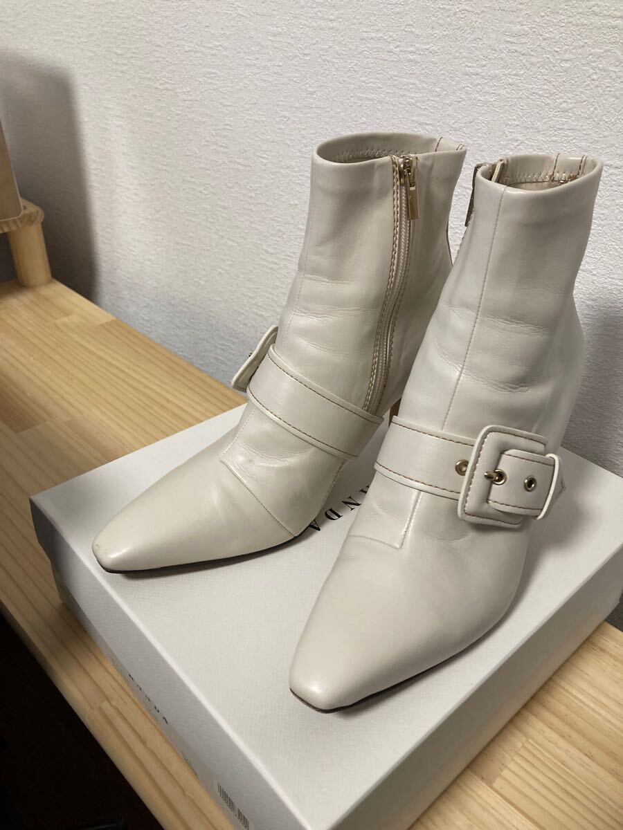RANDA ショートブーツ アイボリー L拍卖