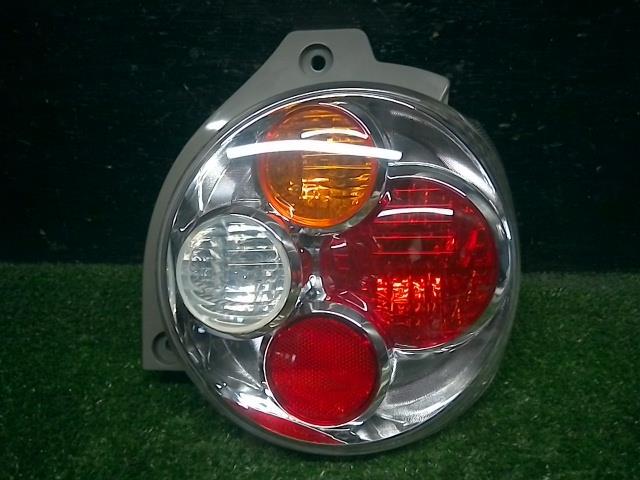 ☆ムーヴラテ ラテ クール L550S 右テールランプ イチコー D022 81550-B2120拍卖