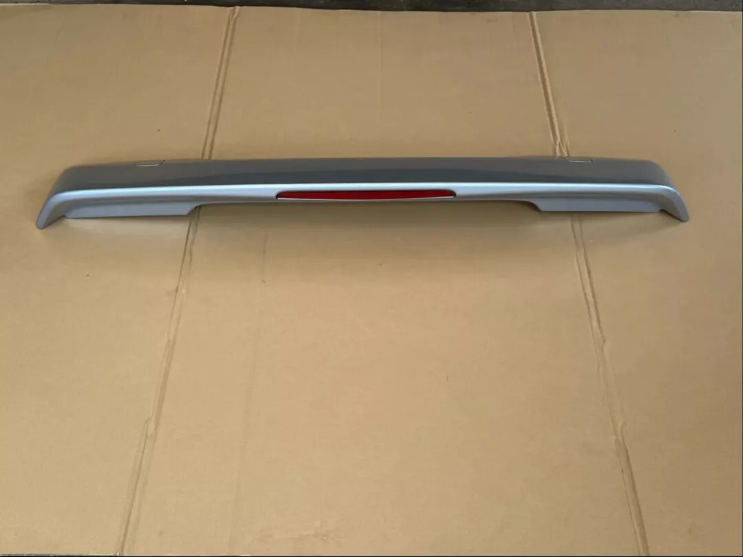 Toyota ST202 カラー no.199 リアスポイラー拍卖