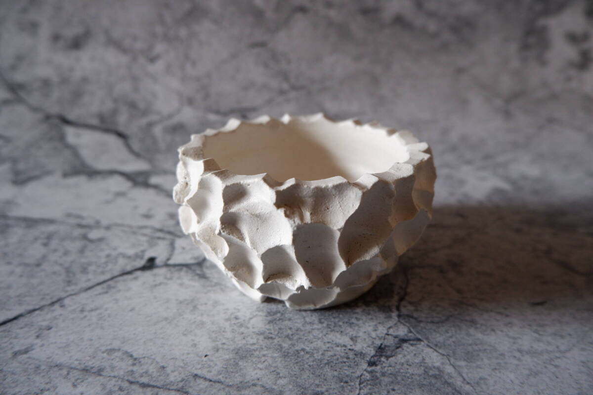 【陶房然庵】3号白マット鉢944 多肉植物 塊根植物 盆栽 植木鉢 作家鉢 やちむん 沖縄拍卖