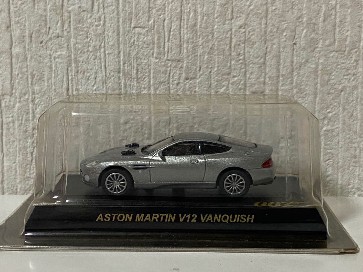 京商 1/72 アストンマーチン V12 ヴァンキッシュ シルバー KYOSHO 007 ASTON MARTIN VANQUISH拍卖