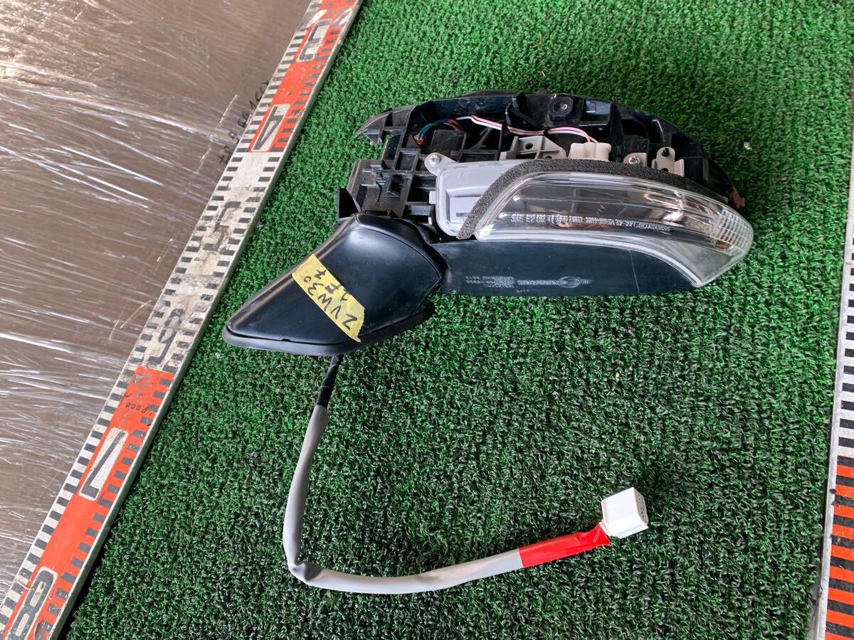 全国送料無料 ドアミラー 左 30プリウス zvw30 拍卖