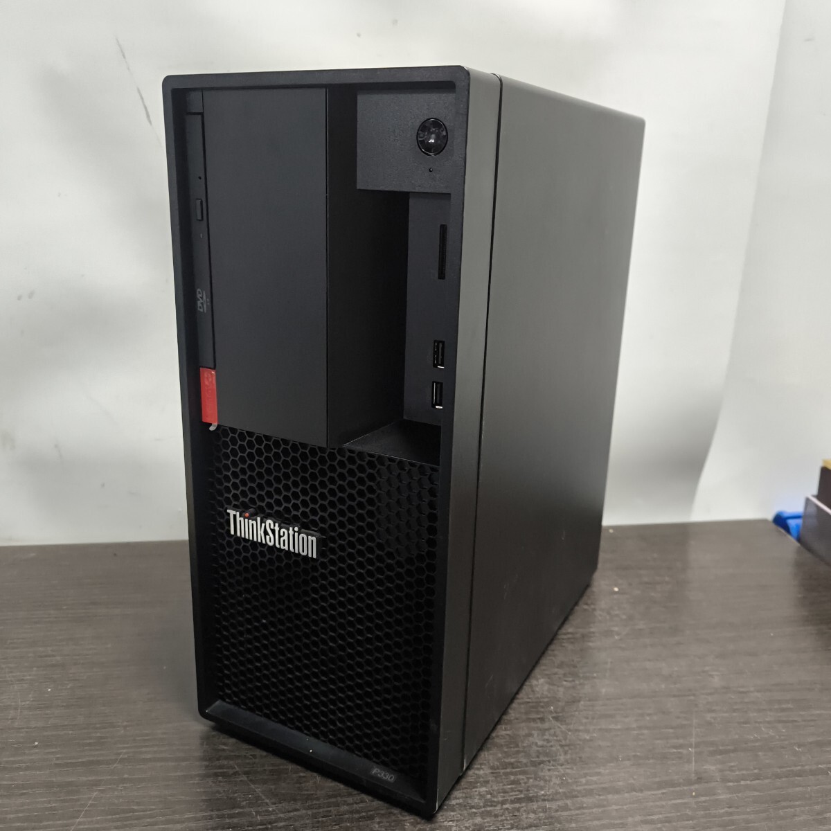 「1FW」8世代i7 ThinkStation P330 Corei7-8700 メモリ16GB(8x2) SataSSD256GB Win11Pro GTX1050−2G 2ポートLan増設カード 動作品拍卖