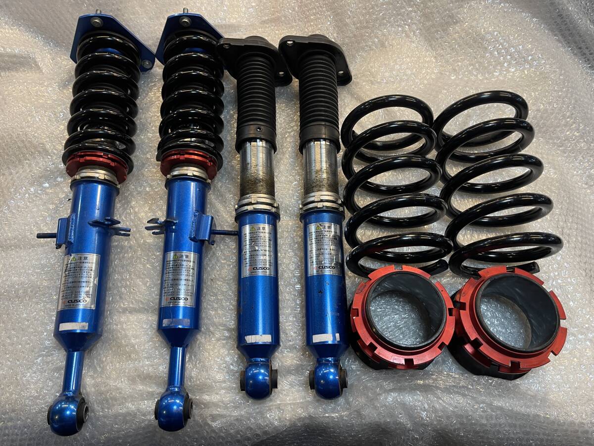 J50 スカイラインクロスオーバー 2WD用 クスコ ストリートゼロ フルタップ 車高調拍卖