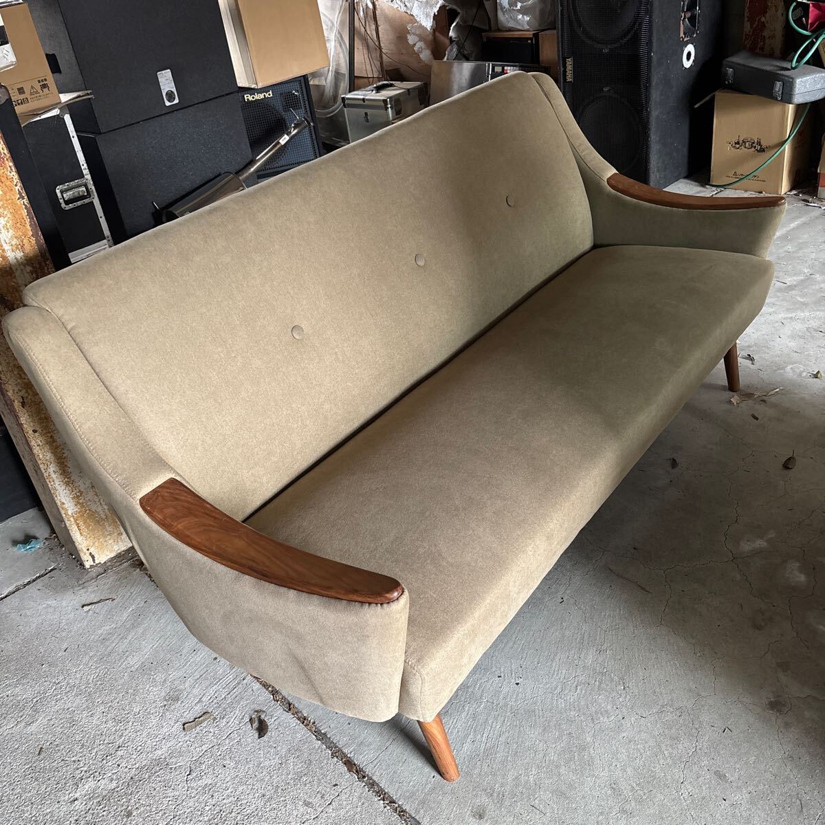 NOWHERE LIKE HOME ノーウェア ライクホーム 関家具 KOLN ソファー モデルルーム 展示品拍卖