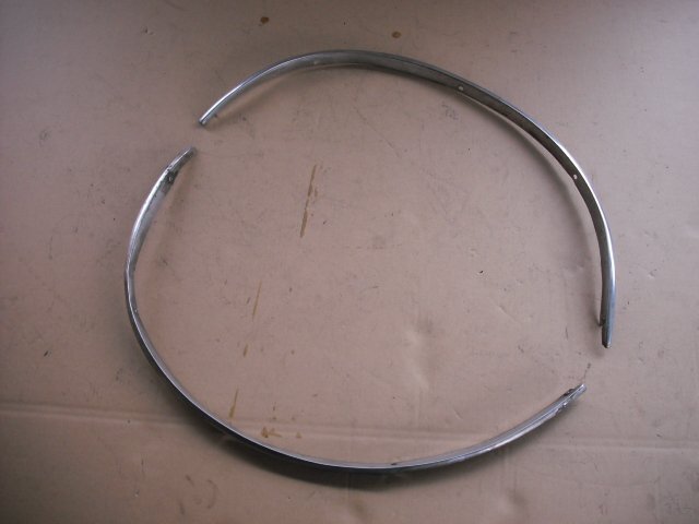 『B252』S122A,12A,カペラ ロータリークーペ,RX2,GS,RE,左右 フェンダー アーチモール a22 M122B,M10A,M13P,RX3拍卖