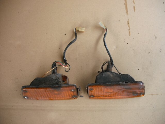 『B252』S122A,12A,カペラ ロータリークーペ,RX2,GS,RE,左右 フロント ウインカー,he25 M122B,M10A,M13P,RX3拍卖