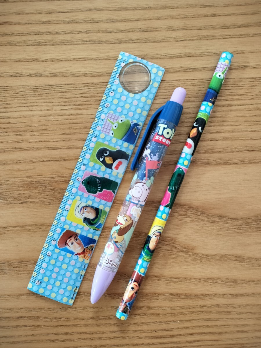 トイ・ストーリー文房具セット  シャープペン 鉛筆 定規拍卖