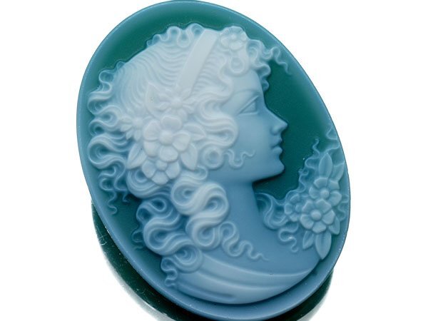 【ジュエリー極】カールヘアとお花の髪飾りの貴婦人 高級グリーンストーンカメオルース 40.0mm×30.0mm a1866-m【送料無料】拍卖