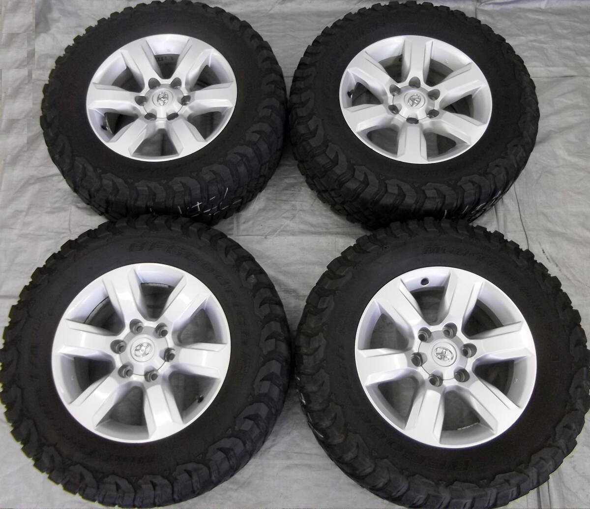 ★●2503-233LL 150系 ランクル プラド 中期 純正アルミ BFGoodrich マッドテレーン Mud-Terrain T/A KM3 LT265/70R17 121/118Q 4本 美品!拍卖
