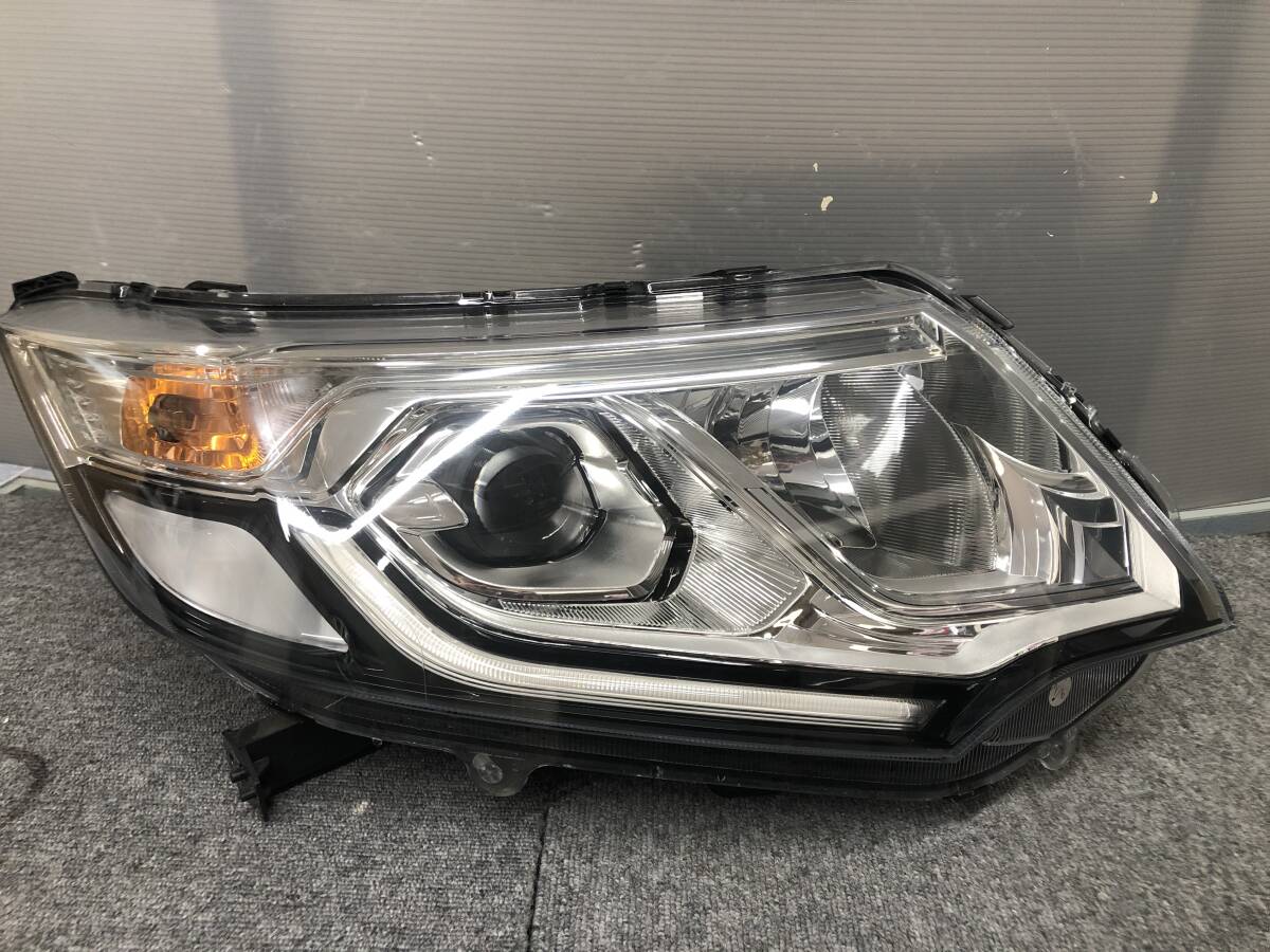 □□2503-135 ホンダ RP1 ステップワゴン スパーダ 前期 純正 LED ヘッドライト ヘッドランプ 右 運転席側 33100-TAA-N01 拍卖