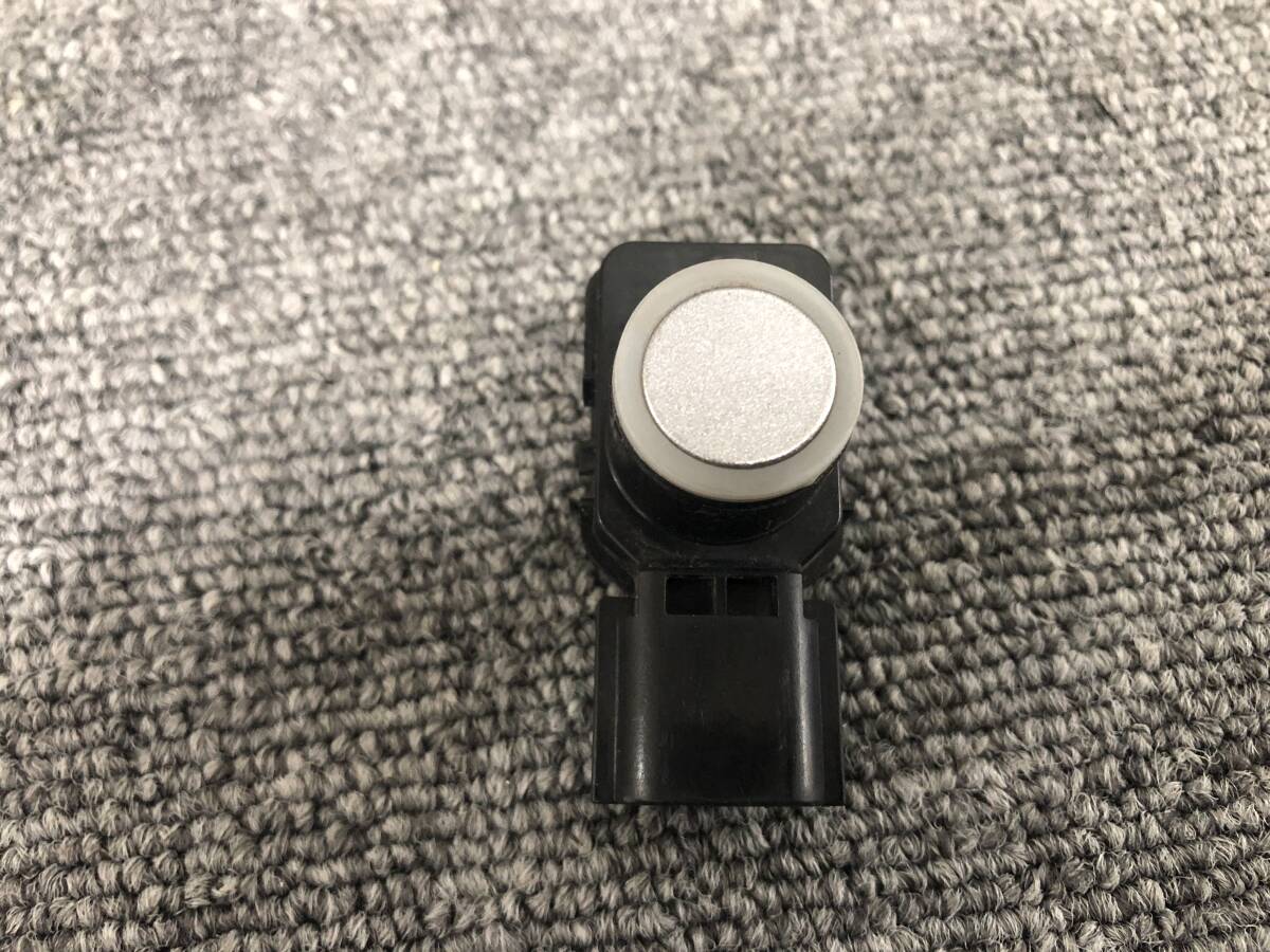 □□2502-K12 ZC33S スイフトスポーツ 純正 リア クリアランスソナー クリアランスセンサー 3SX08C 0X29 ZNC プレミアムシルバーM 1個拍卖