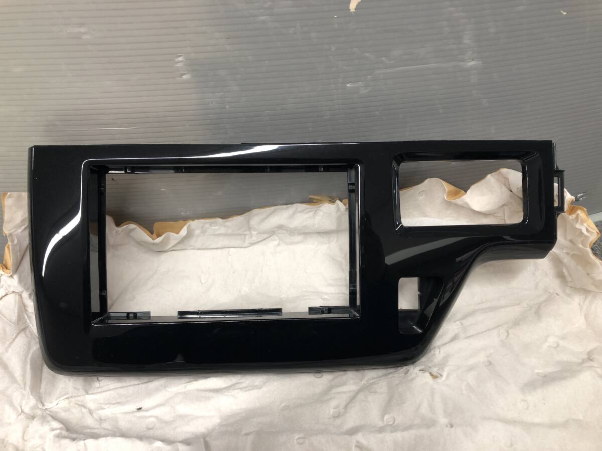 □□2501-67I スタート即決!新車外し RP1 RP2 RP系 ステップワゴン 純正 ノーマル ナビ オーディオパネル センターパネル 77250-TAA-J0-20拍卖