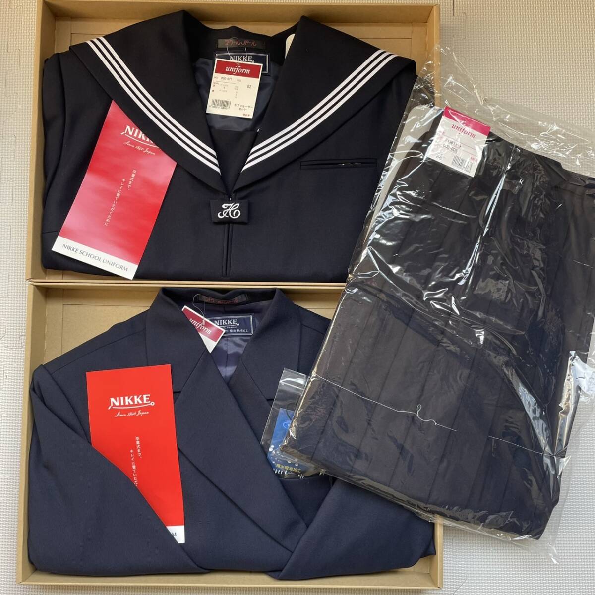 スクールパール 上下3点セット カブリセーラー服 白3本線 Wスーツ ハコスカート 冬服 新品 プリンセスライン B2 W81 サイズ 新品拍卖