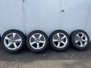 ■アウディ A1 純正カップホイール スタッドレスセット AUDI 拍卖