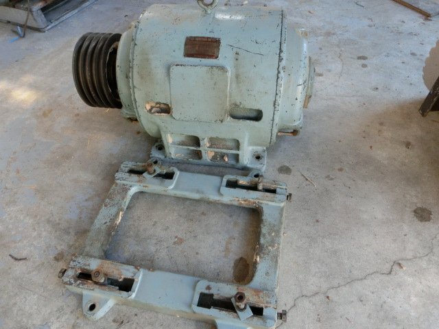 動作品 日立 22KW 30馬力 3相200V 6P シャフト径50mm キー幅15mm モーター INDUCTION MOTOR EFO拍卖