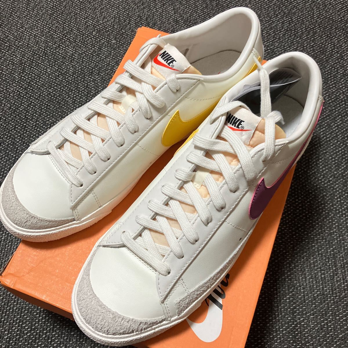 NIKE BLAZER LOW 77 VNTG us12拍卖