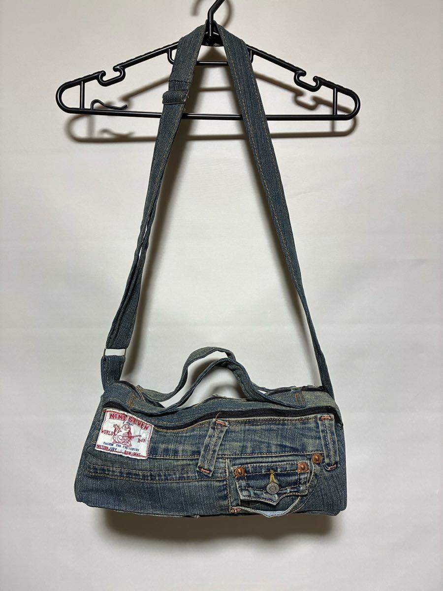 ジーンズ リメイクバッグ デニム ショルダー バッグ 約幅30cm×縦12cm×マチ11cm コンパクト バック ハンドメイド 自宅保管品 送料込み拍卖