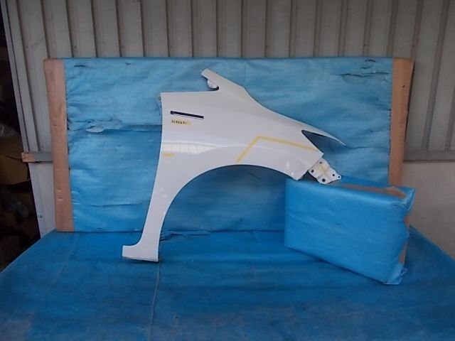 シャトル ハイブリッド GP7 / GP8 右 フェンダー №ZFC50251拍卖