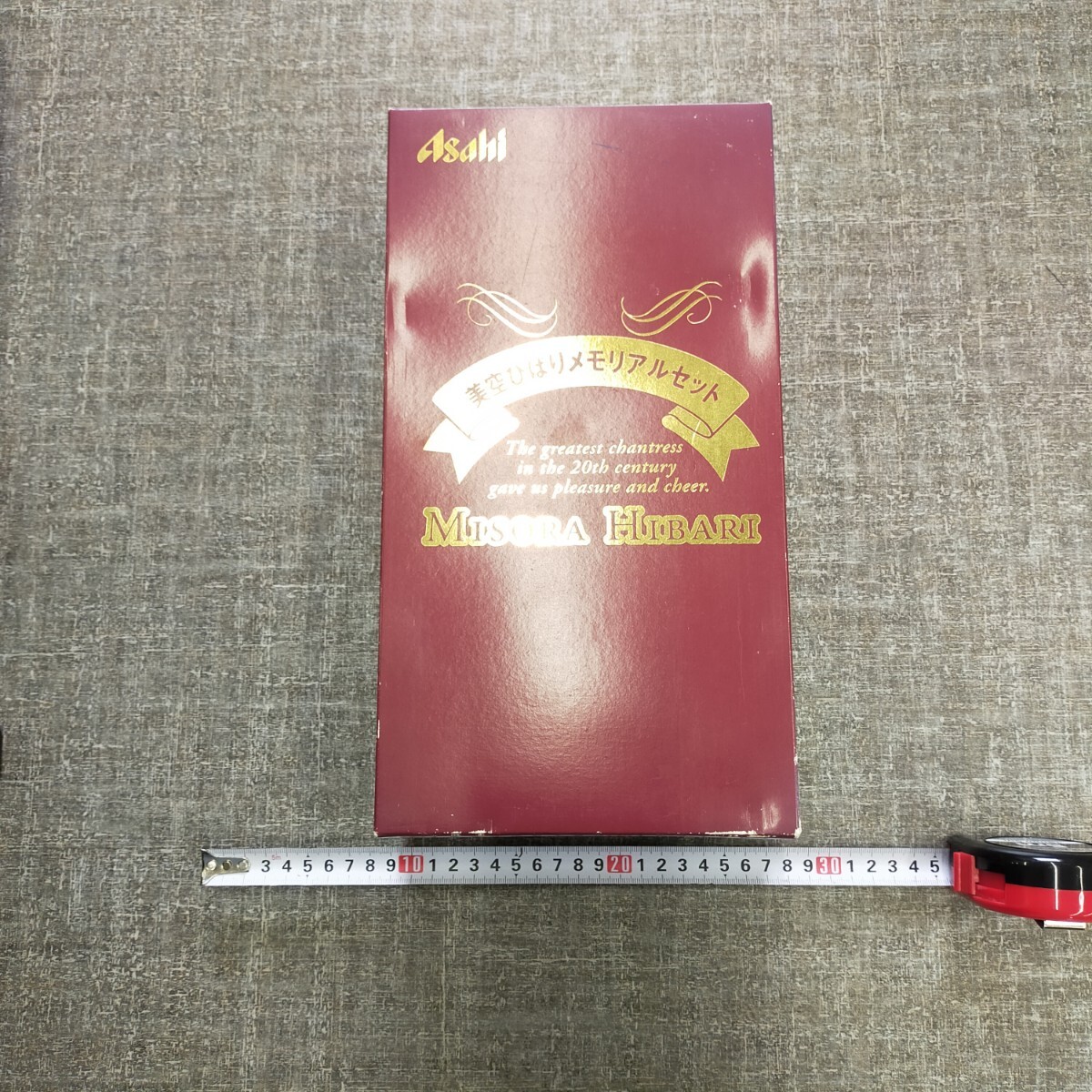 す2765 古酒 未開栓 ASAHI アサヒ 美空ひばり メモリアルセット 白赤ワインセット 2本セット 辛口 重口 元箱付拍卖