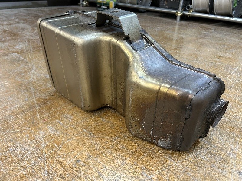 【Lamborghini】Gallardo LH Exhaust Muffler # 07L251051A【中古】 拍卖