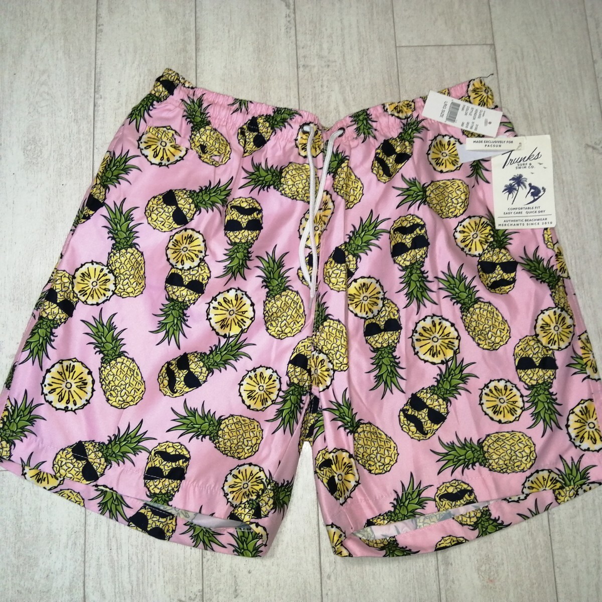 新品/PACSUN/パクサン/サーフパンツ/ショートパンツ/海パン/総柄/パイナップル/短パン/ピンク/水着拍卖