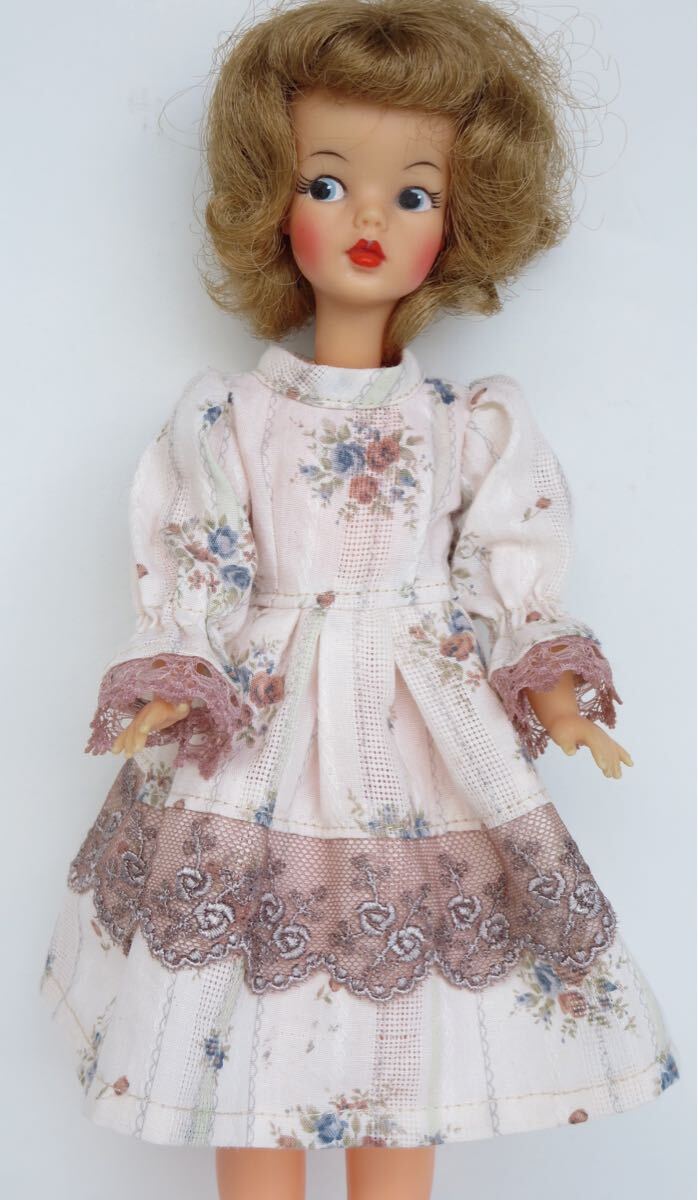 ●ハンドメイド●タミーちゃんサイズ コットンドレス 花柄*レース拍卖