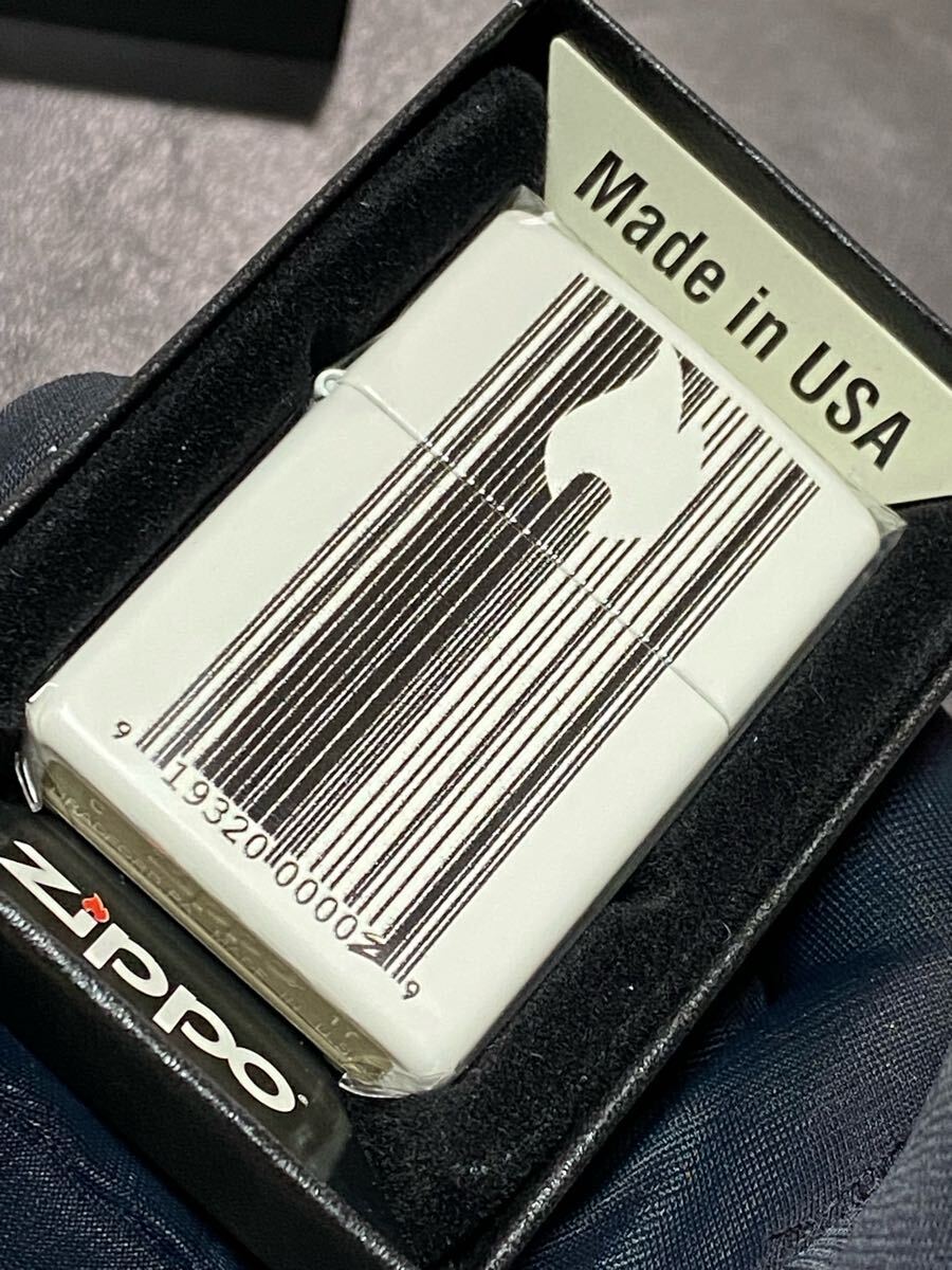 zippo ホワイト ファイヤ バーコード 前面加工 希少モデル 2017年製 シルバーインナー 2017年製 ケース 保証書付き 拍卖