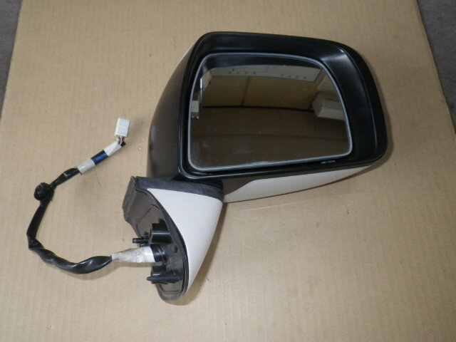 ピクシス スペース☆L575A◆右ドアミラー 中古品 4971拍卖